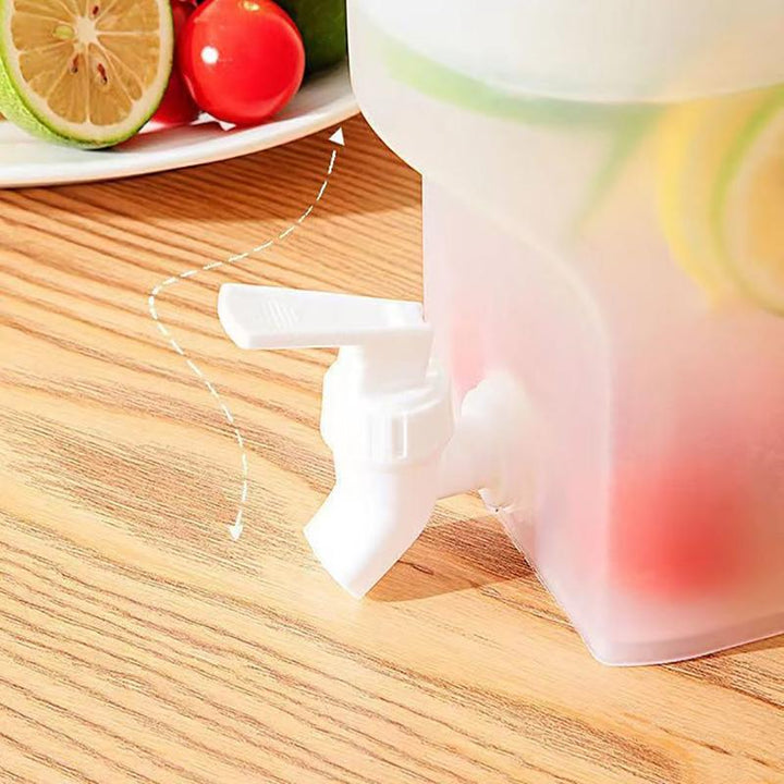 Plastic drink dispenser with spigot or faucet